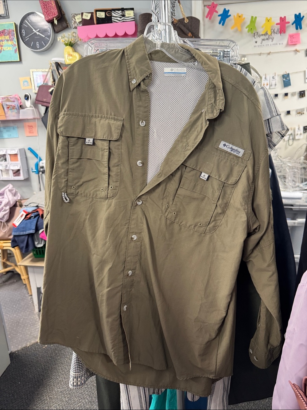Columbia PFG button down S // 091040